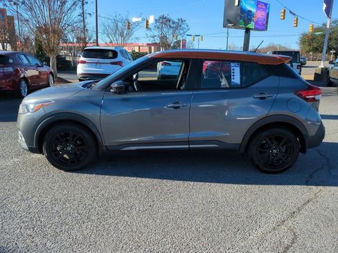 Used 2020 Nissan Kicks SR w/ SR Premium Package image 6