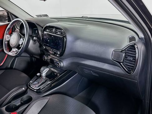 Used 2023 Kia Soul GT-Line FWD image 22