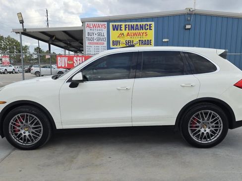 Used 2011 Porsche Cayenne Turbo AWD/4WD image 43