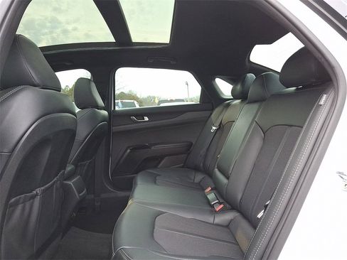 Used 2022 Kia K5 GT-Line w/ GT-Line FWD Premium Package image 11