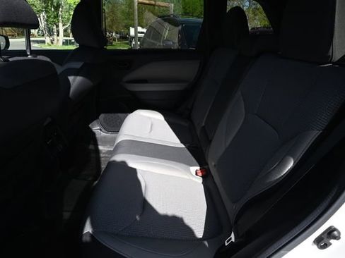 Used 2026 Subaru Forester Premium AWD/4WD image 9