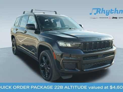 Used 2023 Jeep Grand Cherokee L Altitude image 1