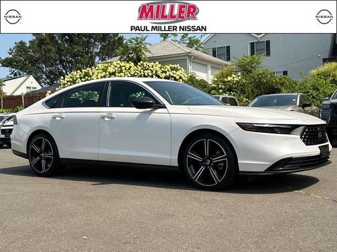 Used 2024 Honda Accord Sport image 1