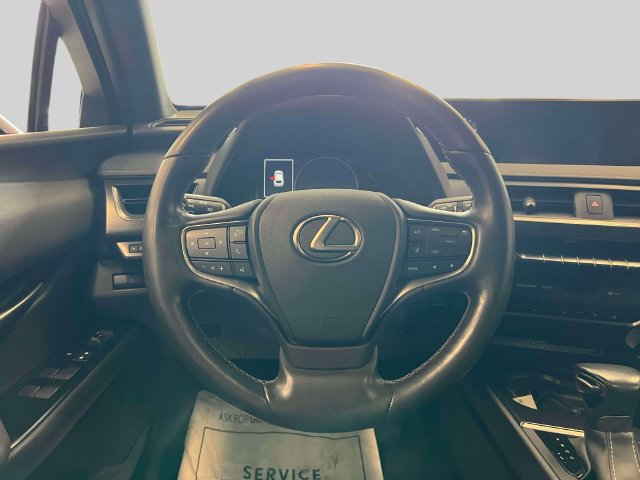 Certified 2020 Lexus UX 250h w/ Premium Package AWD/4WD image 17