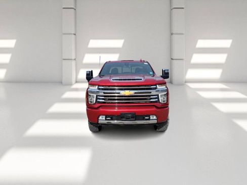 Used 2023 Chevrolet Silverado 2500 High Country w/ Technology Package image 2