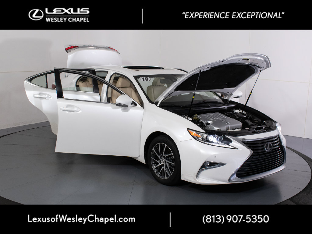 Used 2018 Lexus ES 350 w/ Luxury Package w/Wood Trim FWD image 11