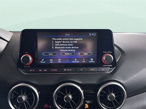 Used 2025 Nissan Sentra S image 24