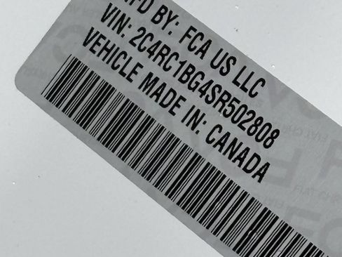 Used 2025 Chrysler Pacifica Select FWD image 10