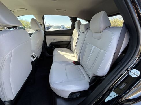 Certified 2025 Hyundai Tucson SEL FWD image 24