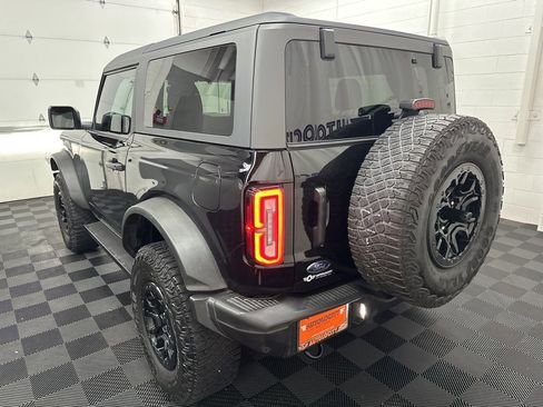 Used 2023 Ford Bronco Badlands image 8
