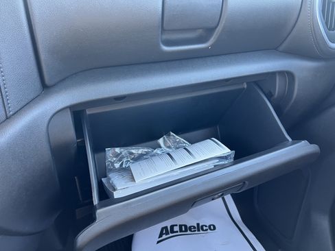 Used 2021 Chevrolet Silverado 1500 LT w/ Convenience Package II image 26