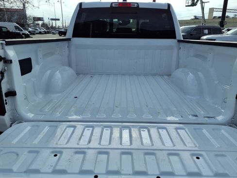 Used 2025 RAM 1500 Laramie image 10