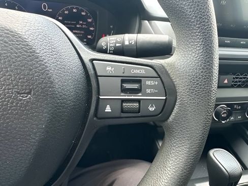 Used 2024 Honda Accord EX image 17