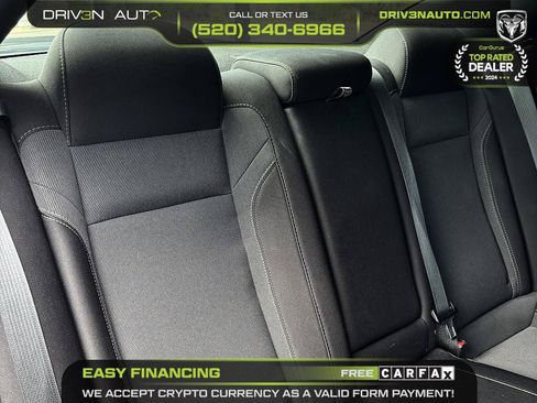 Used 2015 Dodge Charger SXT RWD image 14
