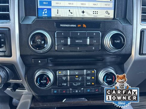 Used 2017 Ford F150 Platinum w/ Equipment Group 701A Luxury AWD/4WD image 25