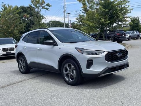 Certified 2025 Ford Escape ST-Line w/ Tech Pack #1 AWD/4WD image 7
