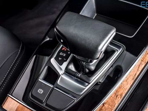 Used 2022 Audi Q5 2.0T Premium Plus w/ Premium Plus Package image 24