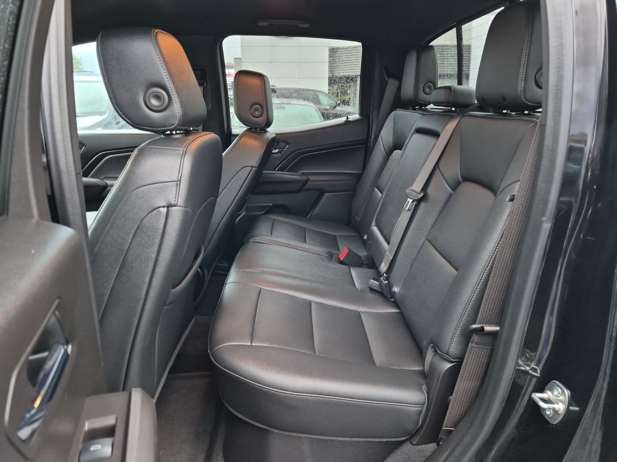 Used 2024 Chevrolet Colorado LT w/ LT Convenience Package III AWD/4WD image 30