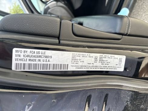 Used 2021 Jeep Grand Cherokee Freedom Edition RWD image 34