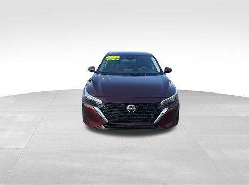 Used 2024 Nissan Sentra SV FWD image 9