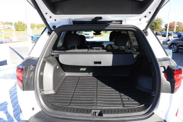 Used 2026 GMC Terrain Elevation w/ Elevation Premium Package AWD/4WD image 8
