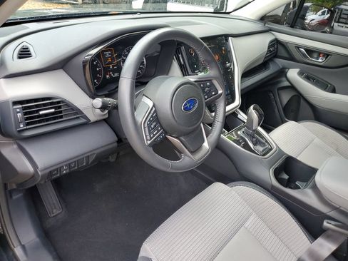 Used 2024 Subaru Outback Premium AWD/4WD image 17