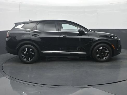 Used 2026 Kia Sportage LX FWD image 8