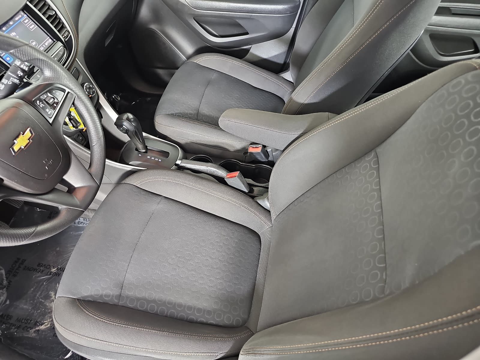 Used 2020 Chevrolet Trax LS FWD image 15