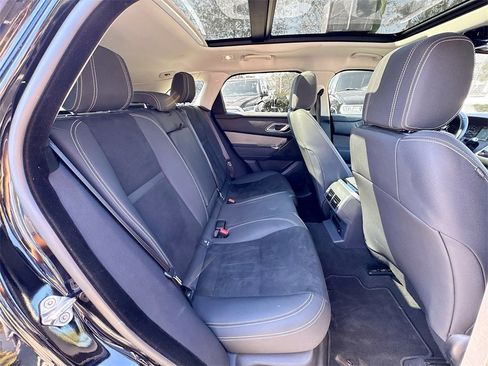 Used 2019 Land Rover Range Rover Velar image 27