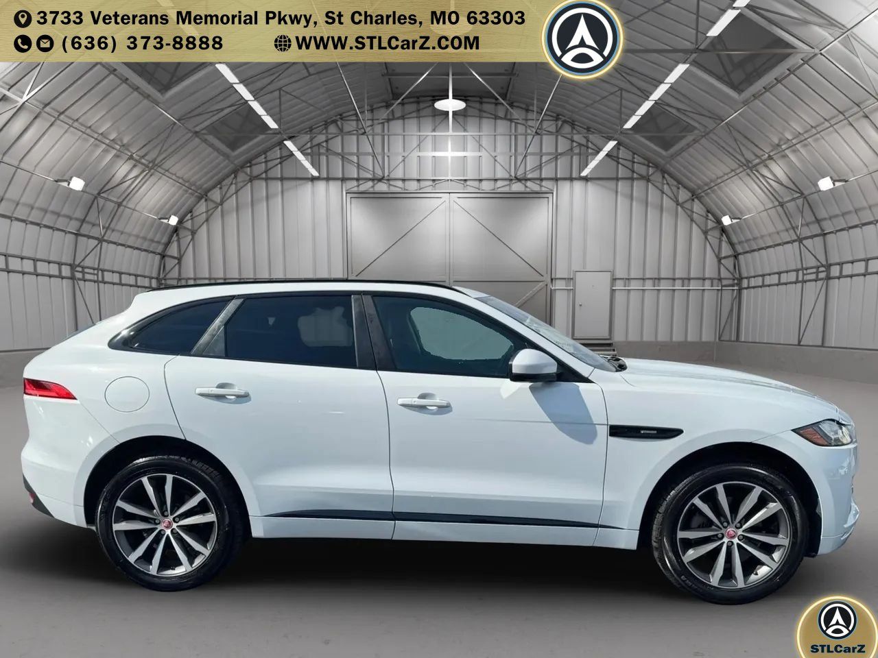 Used 2017 Jaguar F-PACE R-Sport AWD/4WD image 2