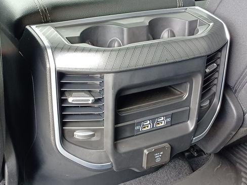 Used 2025 RAM 1500 Big Horn AWD/4WD image 28