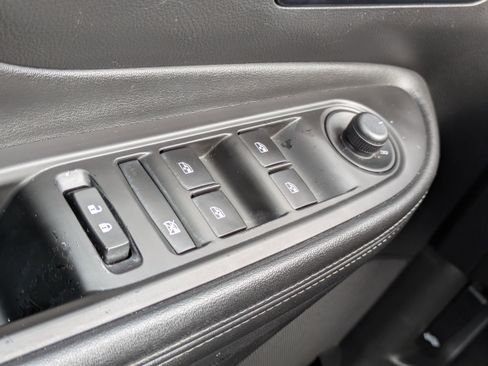 Used 2019 Buick Encore Essence image 14