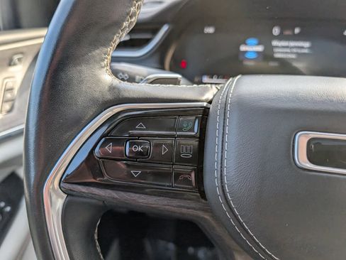 Used 2021 Jeep Grand Cherokee L Overland w/ Luxury Tech Group IV image 24