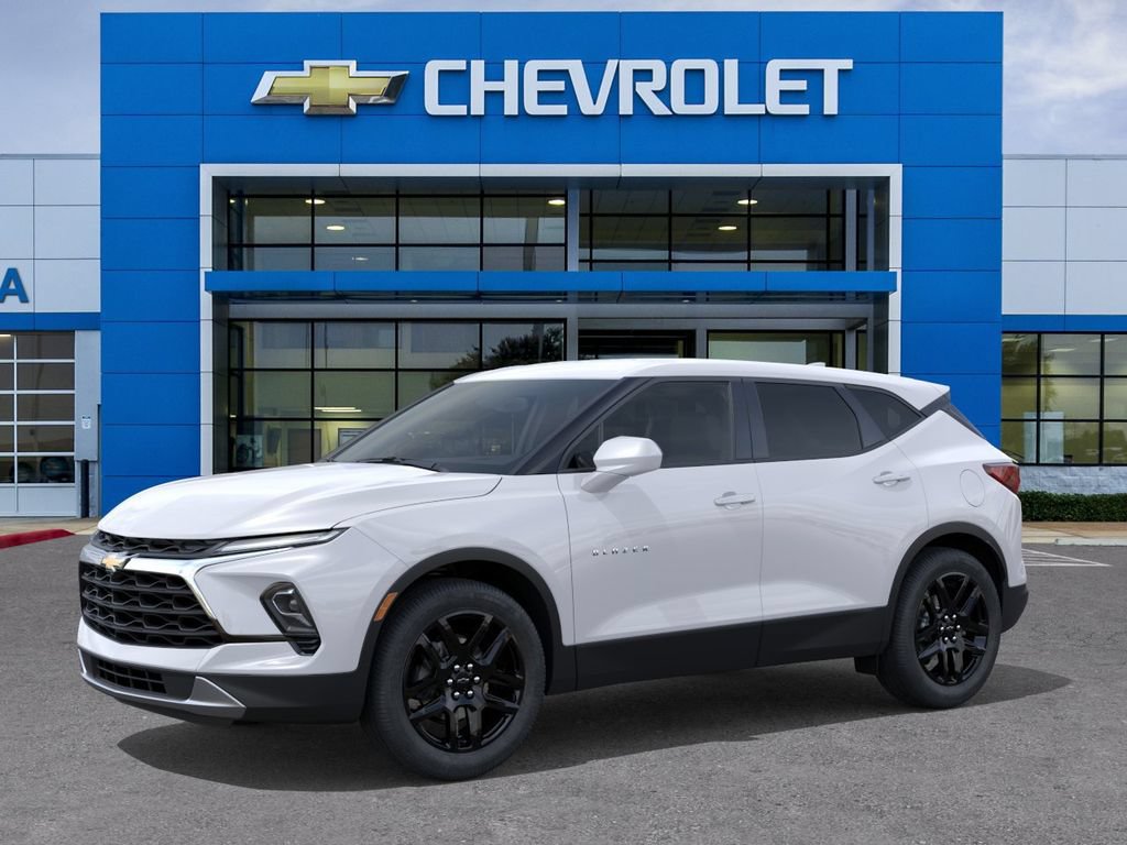 New 2026 Chevrolet Blazer LT FWD image 2