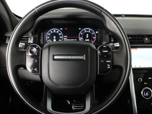 Used 2020 Land Rover Discovery Sport SE R-Dynamic image 24