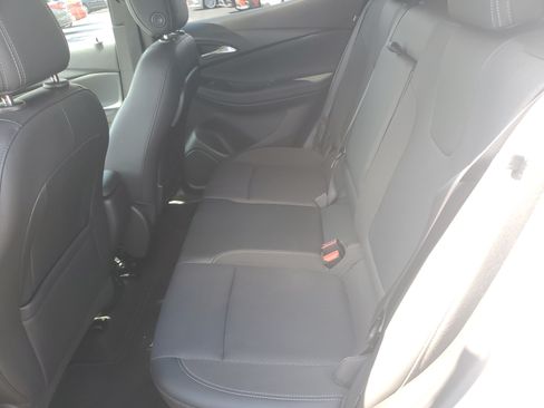 Used 2022 Buick Encore GX Select w/ Sport Touring Package FWD image 13