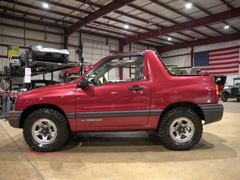 Used 1999 Chevrolet Tracker 2WD Convertible w/ Preferred Equipment Group 2 image 22