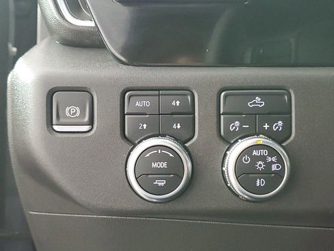 Used 2024 GMC Sierra 1500 Elevation w/ X31 Off-Road Package AWD/4WD image 26