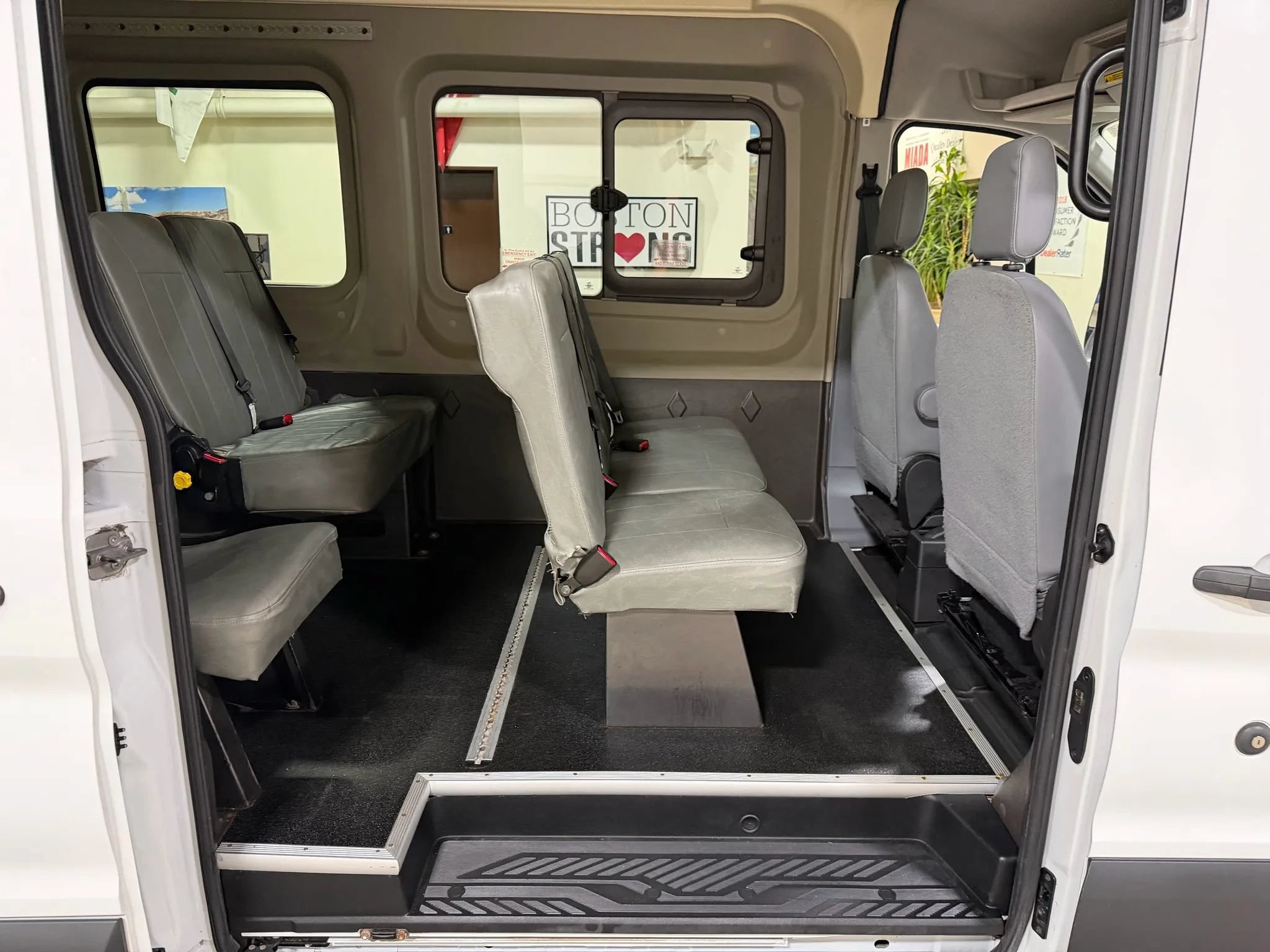 Used 2015 Ford Transit 250 148 Medium Roof RWD image 26