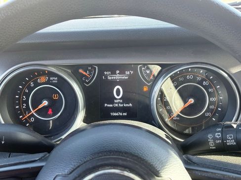 Used 2018 Jeep Wrangler Unlimited Sport image 8