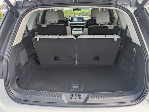 New 2026 Lincoln Aviator 2WD w/ Jet Appearance Package image 8