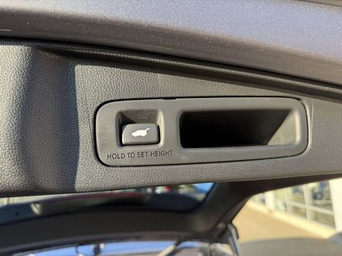 Used 2021 Honda CR-V Touring image 35