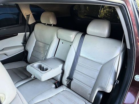 Used 2017 Kia Sorento EX FWD image 12