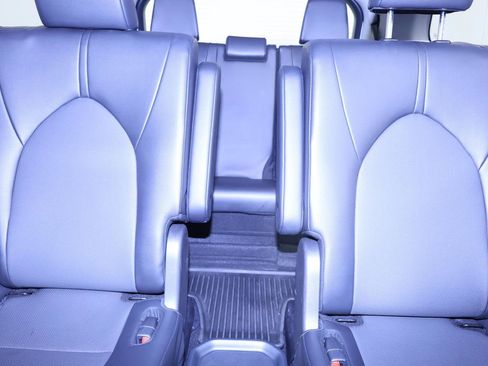 Used 2024 Toyota Grand Highlander Limited image 15