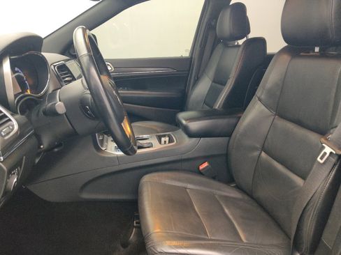 Used 2019 Jeep Grand Cherokee Limited RWD image 17