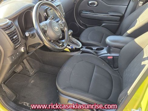 Used 2014 Kia Soul + w/ Audio Package image 11