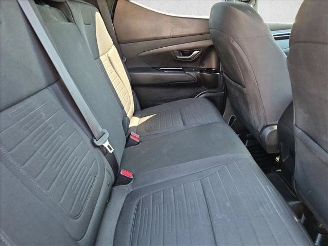 Used 2022 Hyundai Santa Cruz SEL w/ Activity Package FWD image 17