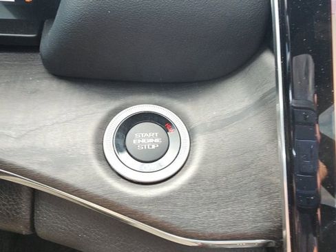 Used 2023 Jeep Grand Cherokee Overland w/ Luxury Tech Group IV image 59