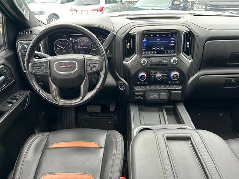Used 2021 GMC Sierra 1500 AT4 w/ AT4 Value Package AWD/4WD image 17