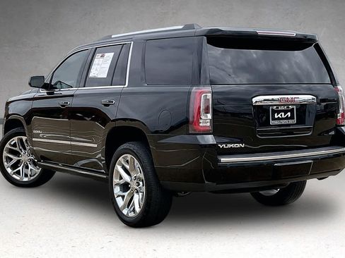 Used 2020 GMC Yukon Denali w/ Denali Premium Package RWD image 4